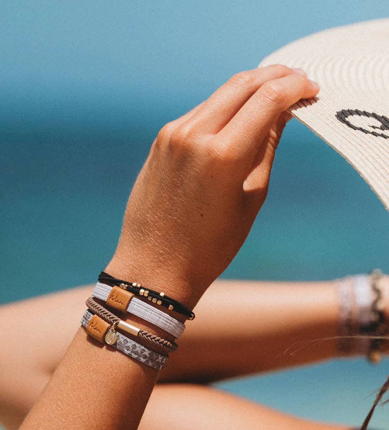 Hair tie/Bracelet: Fierce