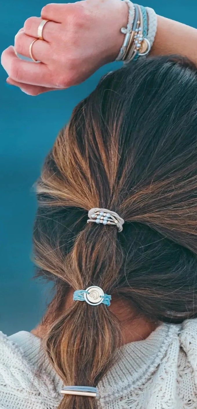 Hair tie/Bracelets: Wonder