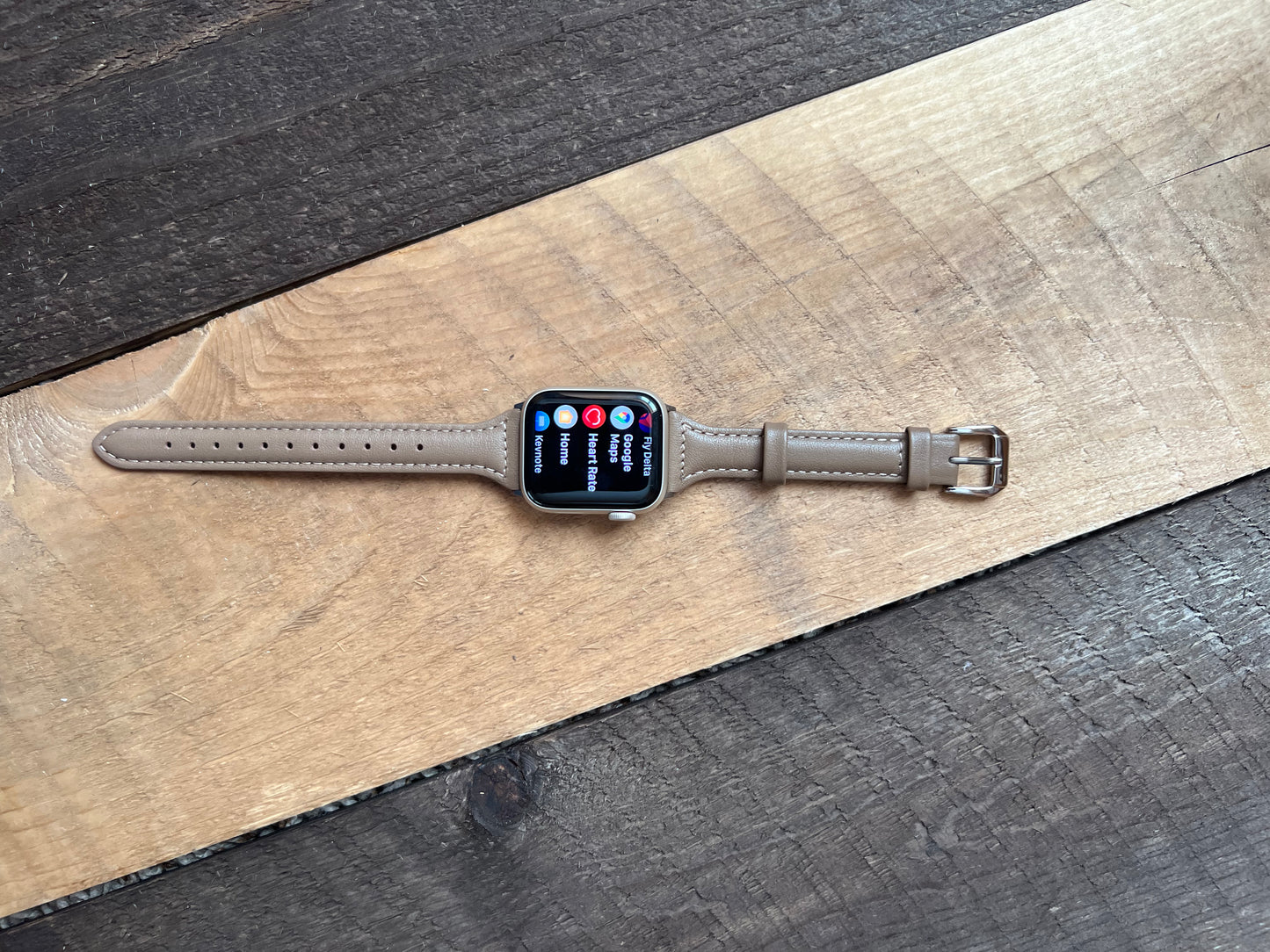 Watch Band: Genuine Leather Slim Apple Watch