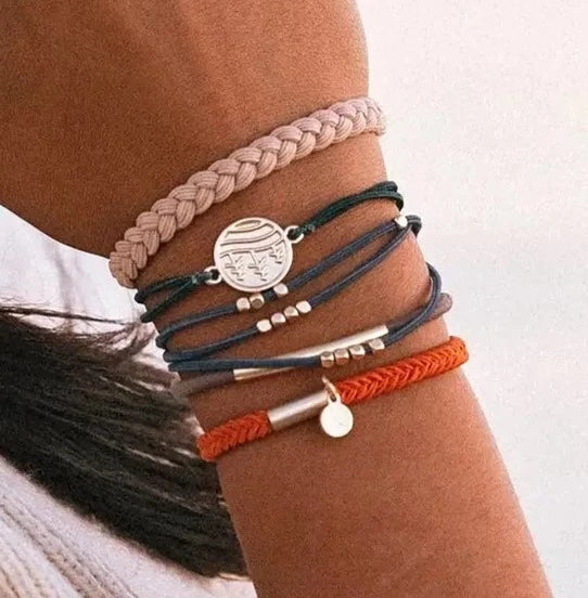 Hair tie/Bracelets-Discover